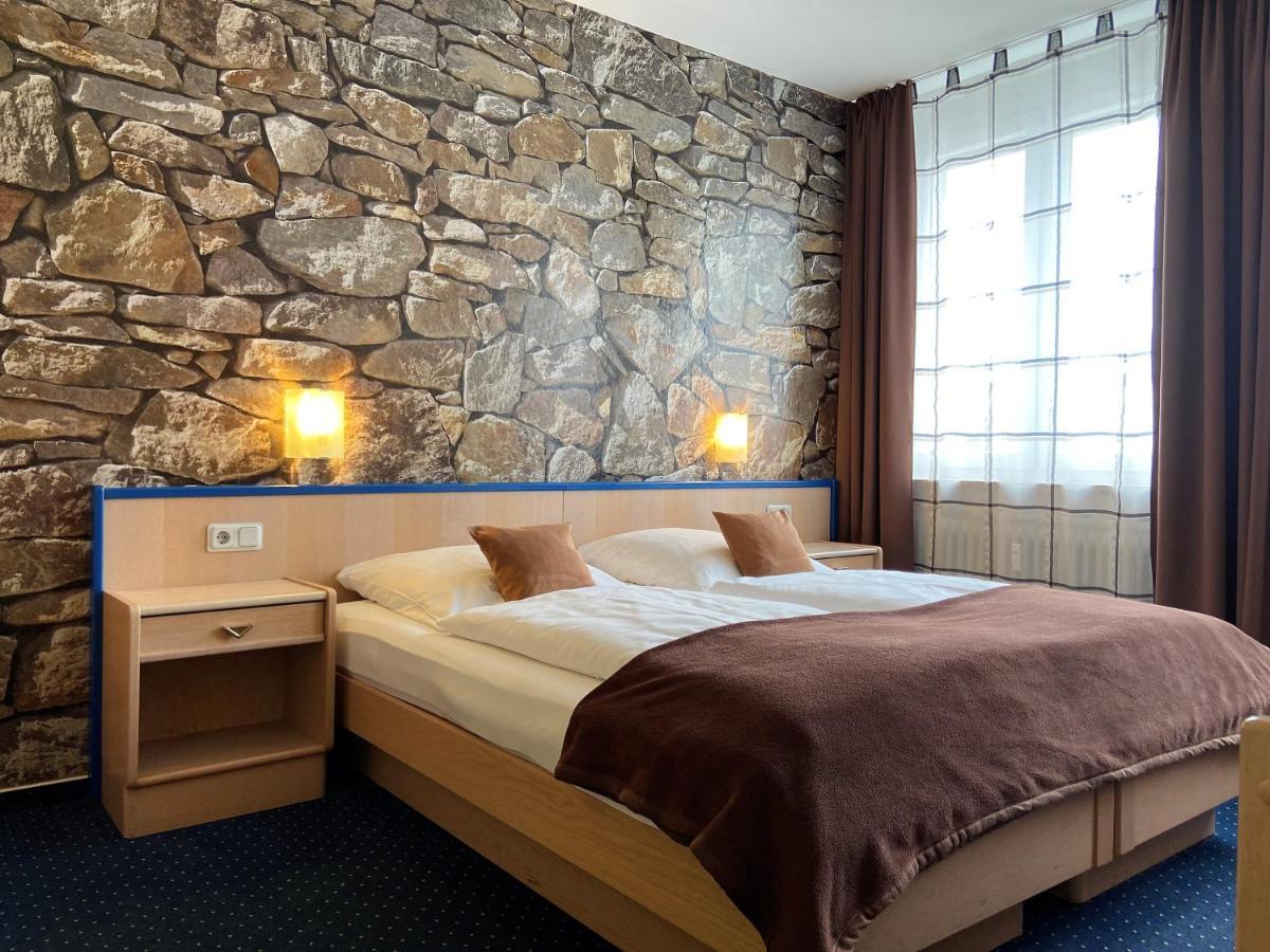 Hotel Stadt Hamburg Am Fluss Saarbrücken Kültér fotó