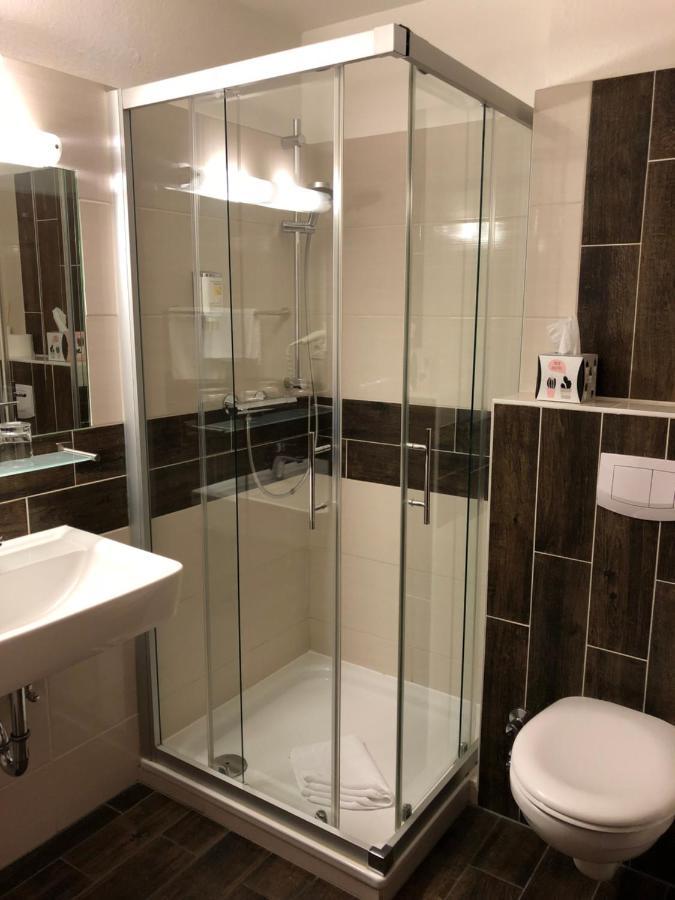 Hotel Stadt Hamburg Am Fluss Saarbrücken Kültér fotó